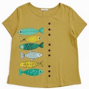 Cellabie Sage Green Fish Graphic Button Front Top – XS